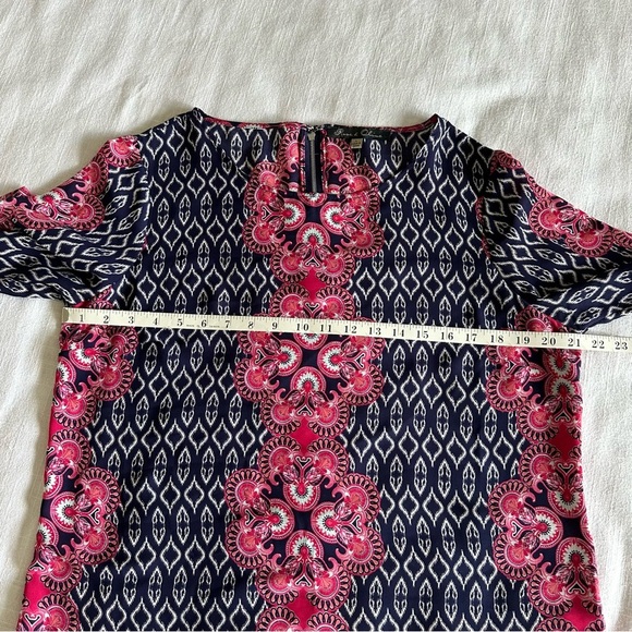 Rose & Olive Womens Pink Navy Geometric Long Sleeve Top Sz L Boho Career Flowy - Picture 5 of 9